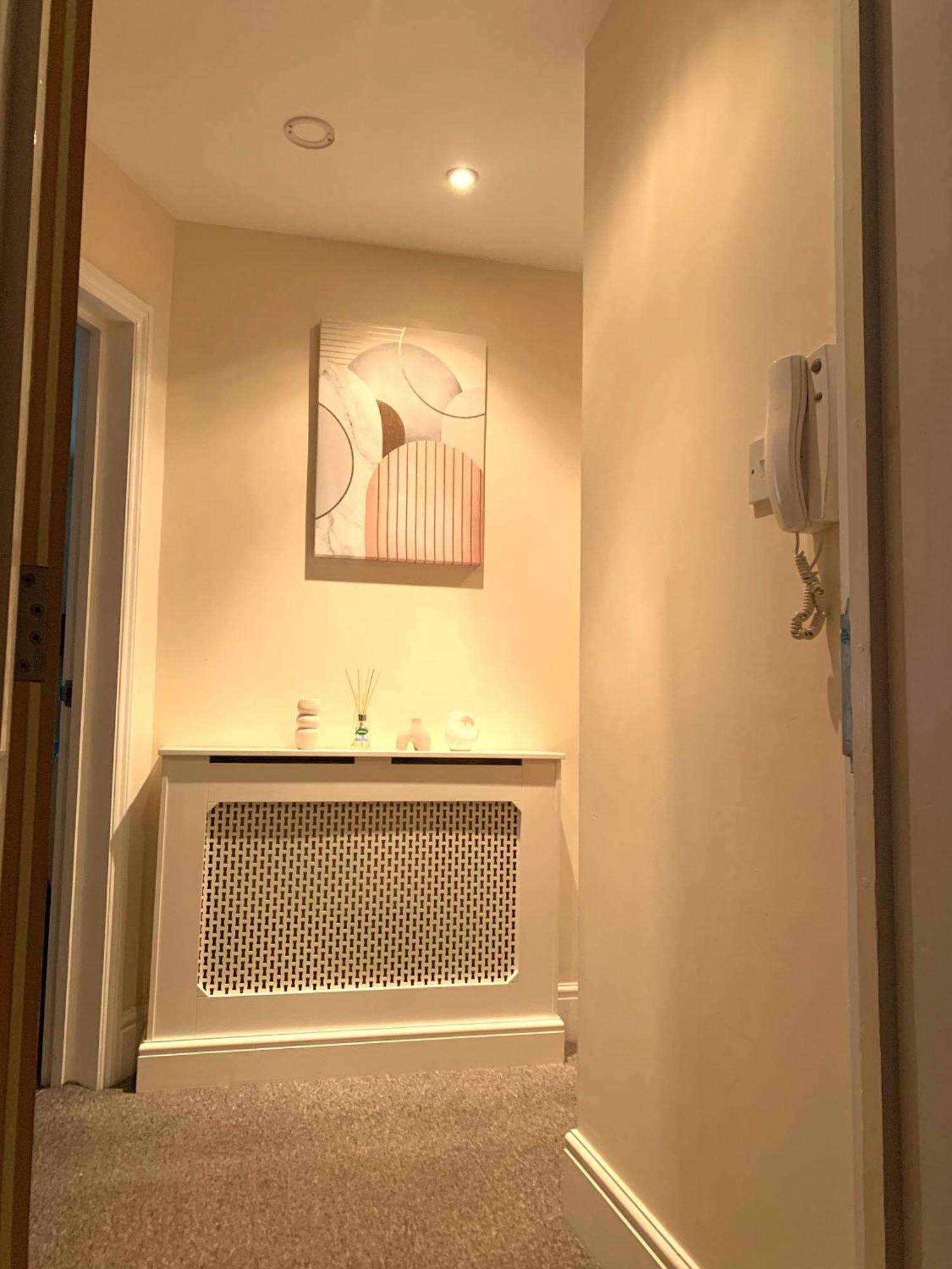 Entire Apartment Tonbridge Centre Экстерьер фото